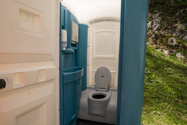 Best Porta potty rental near me  in Shelbina, MO
